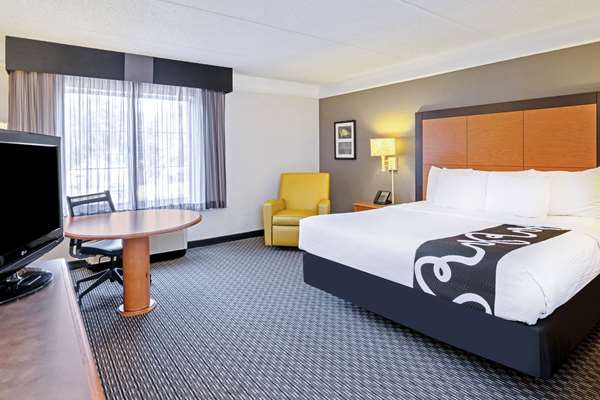  - La Quinta Inn & Suites Houston - I-10, Exit 751