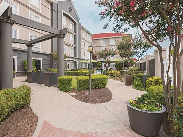 Exterior view - La Quinta Inn & Suites Southwest Fort Worth - I-20, Exit 431