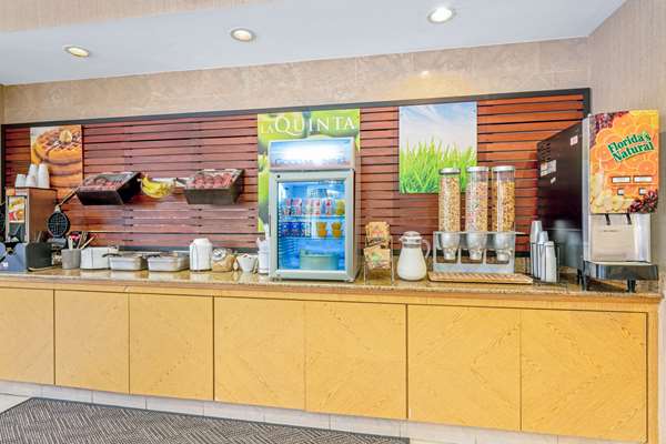  - La Quinta Inn & Suites Airport Salt Lake City - I-80, Exit 114