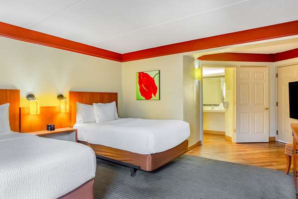  - La Quinta Inn & Suites Crabtree Mall Raleigh