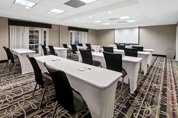  - La Quinta Inn & Suites Dallas South Arlington - I-20, Exit 449