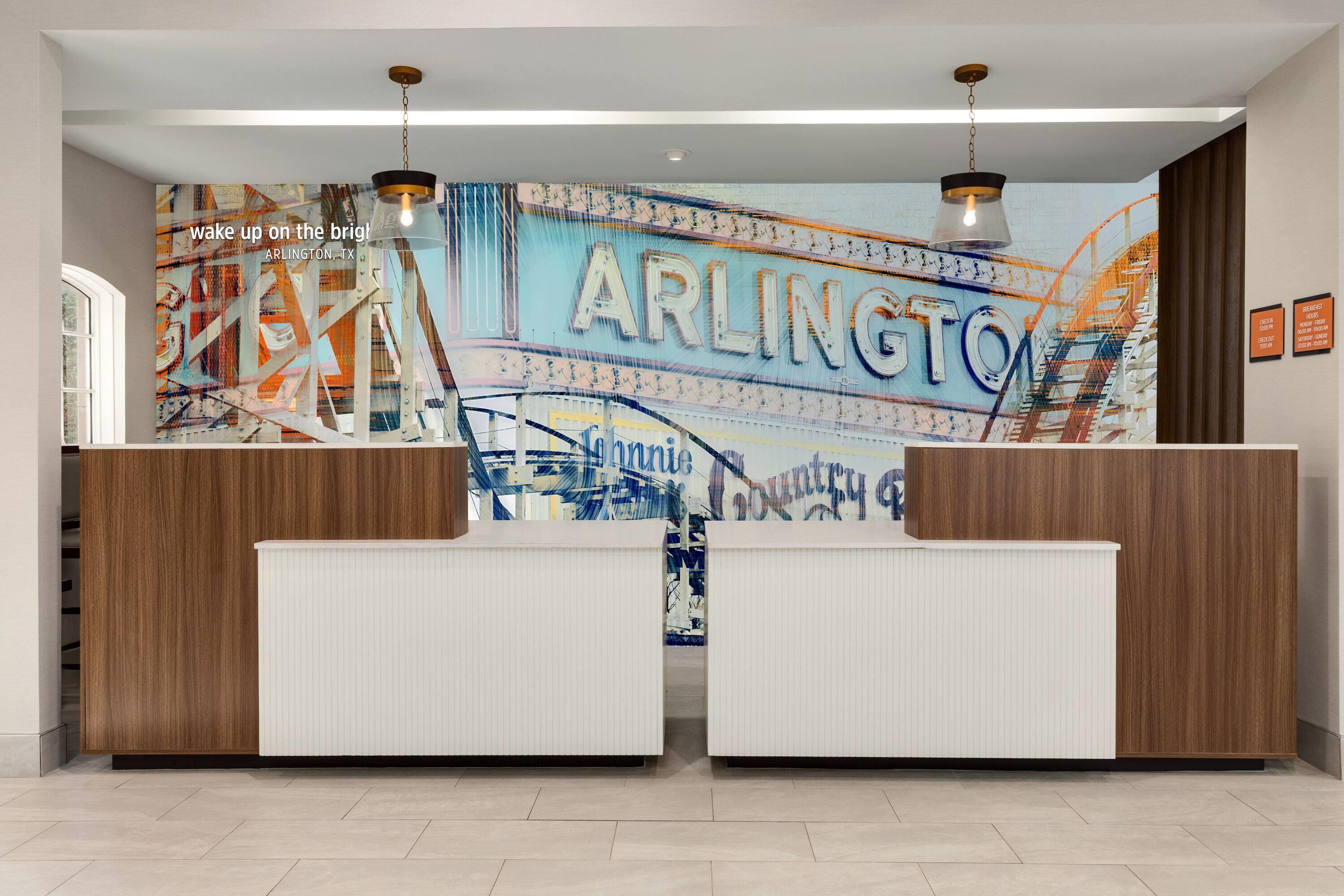 Reception | La Quinta Inn & Suites by Wyndham Dallas Arlington South