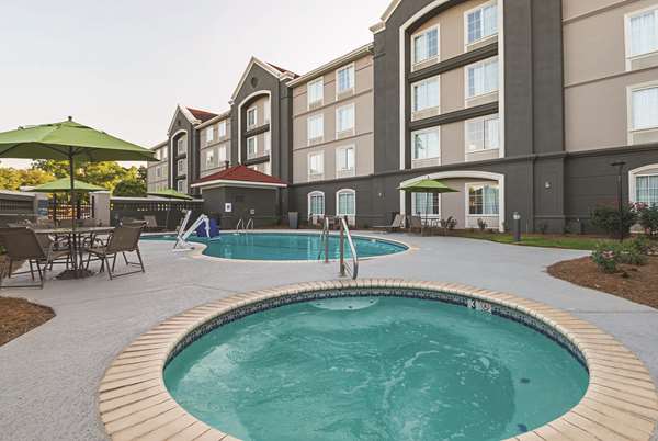 Pool - La Quinta Inn & Suites Alexandria - I-49, Exit 90