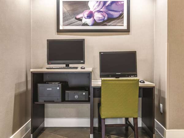 Conference Area - La Quinta Inn & Suites Alexandria - I-49, Exit 90