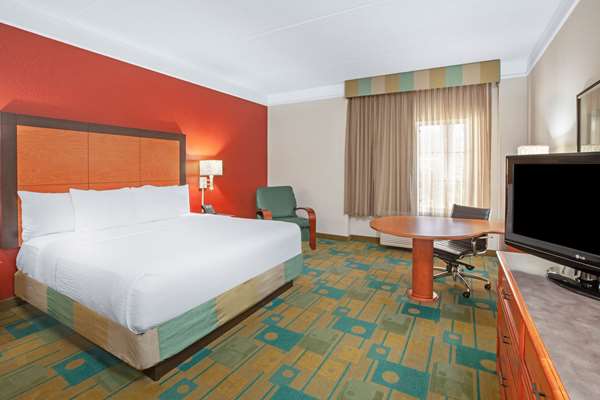  - La Quinta Inn & Suites Galleria Houston