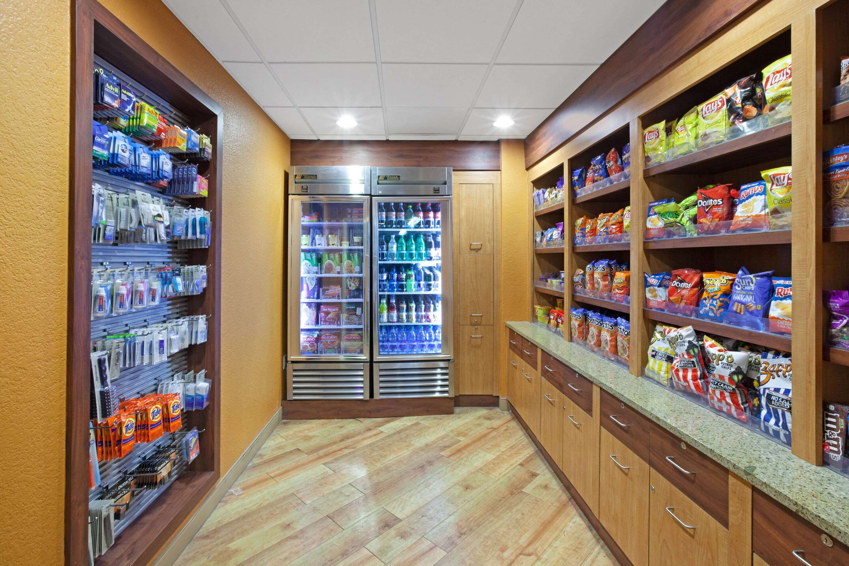 Property amenity | La Quinta Inn & Suites by Wyndham Houston Galleria Area