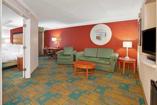 Suite - La Quinta Inn & Suites Galleria Houston