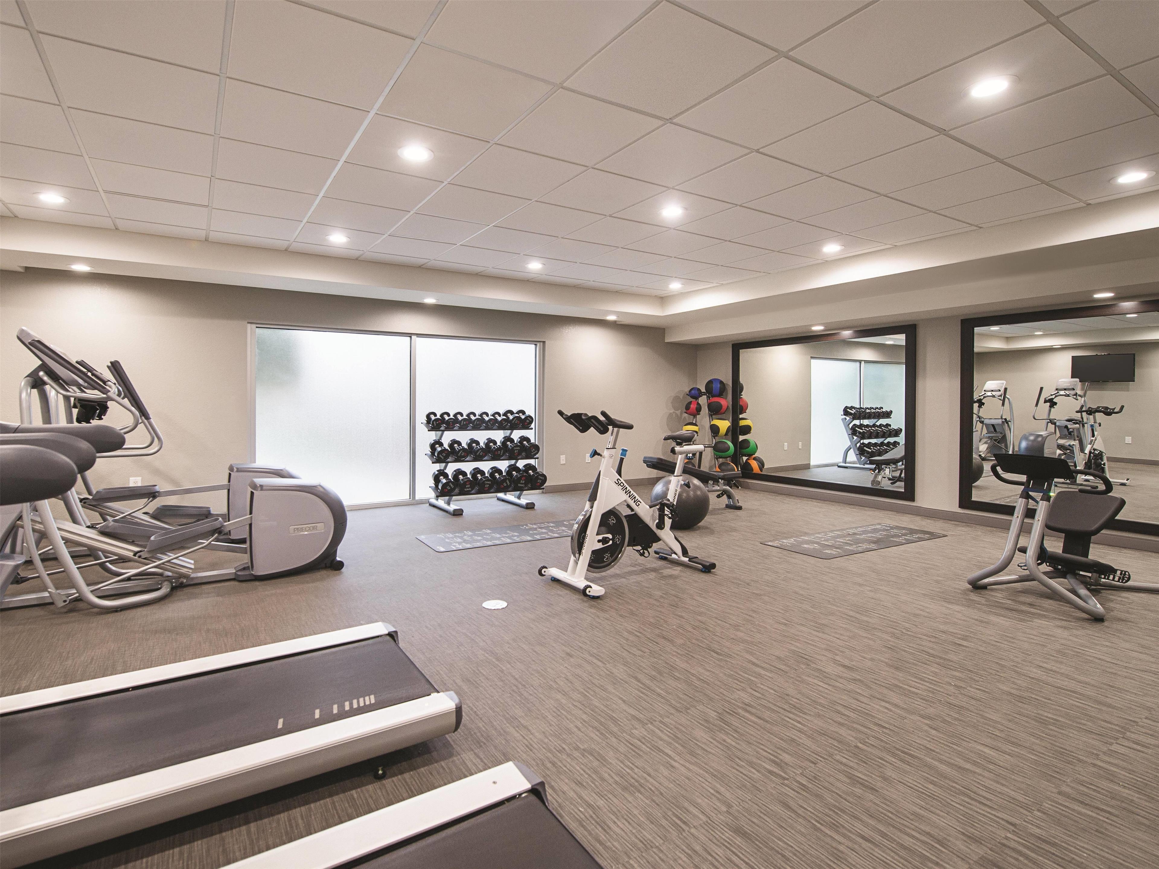 Health club fitness center gym | La Quinta Inn & Suites by Wyndham Atlanta Alpharetta