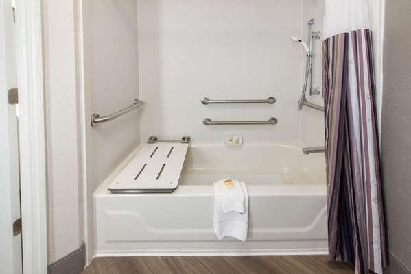  - La Quinta Inn & Suites Brandon - I-75, Exit 257