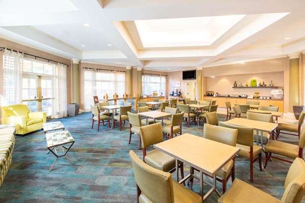 Amenities - La Quinta Inn & Suites Brandon - I-75, Exit 257