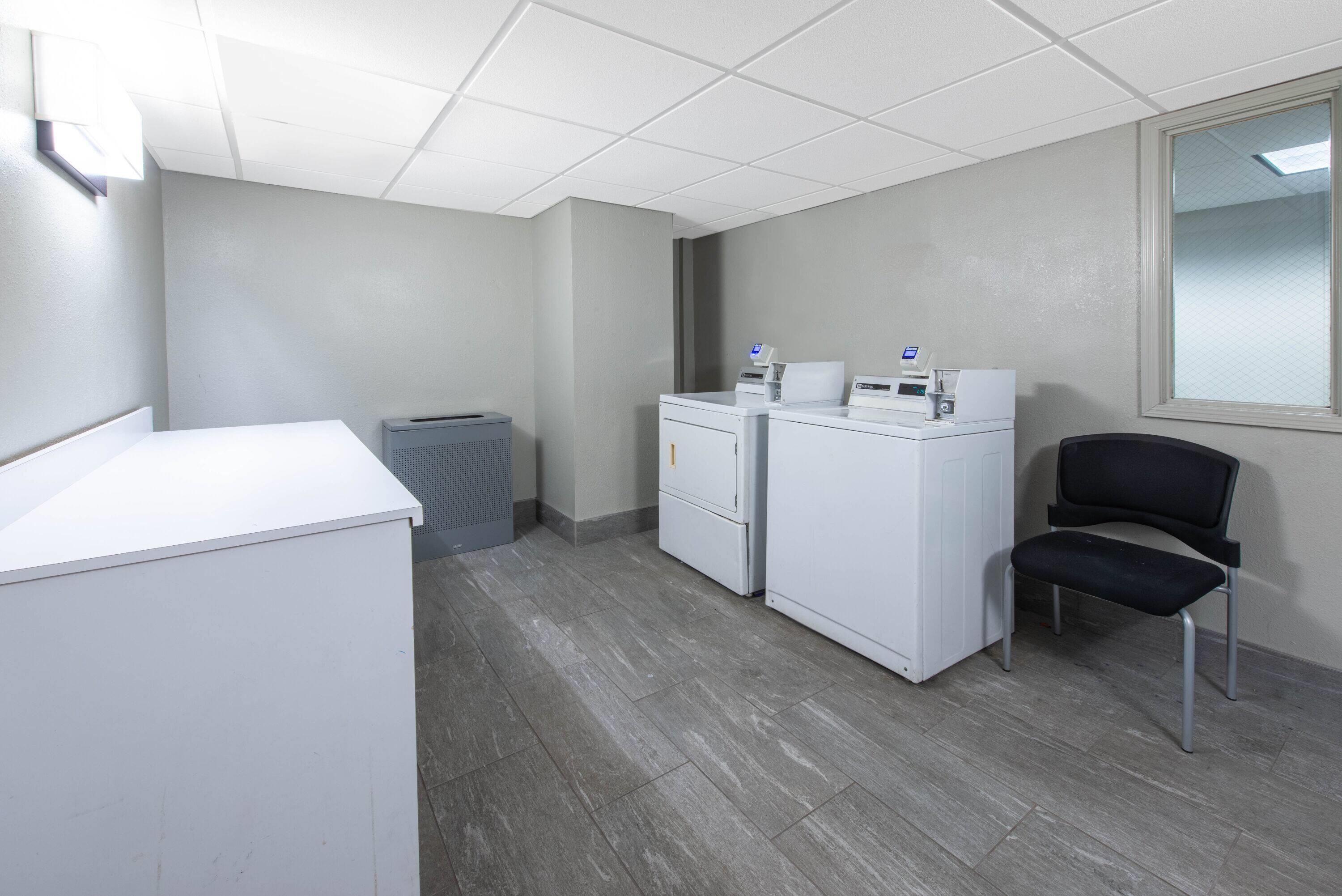 Laundry | La Quinta Inn & Suites by Wyndham Tampa Brandon Regency Park