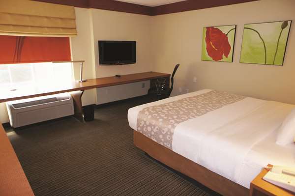  - La Quinta Inn & Suites Cary