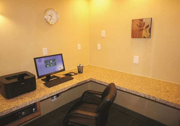 Conference Area - La Quinta Inn & Suites Cary