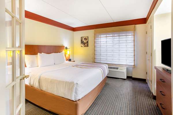 Suite - La Quinta Inn & Suites Cary