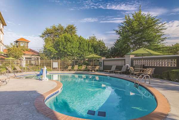 Pool - La Quinta Inn & Suites Norman