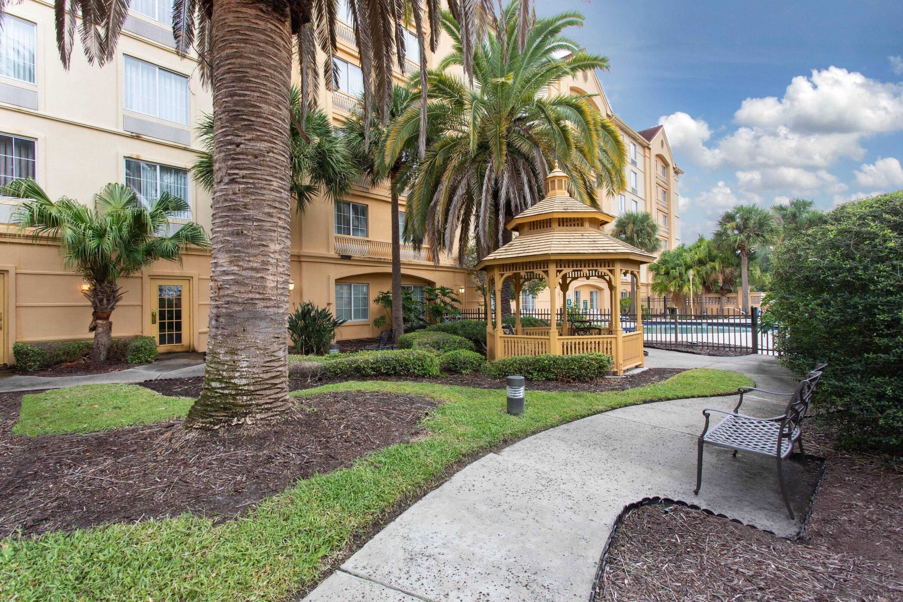 Property amenity | La Quinta Inn & Suites by Wyndham Jacksonville Butler Blvd