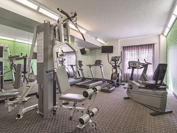 Fitness/ Exercise Room - La Quinta Inn & Suites West Mesa