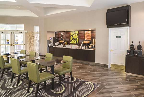  - La Quinta Inn & Suites West Mesa