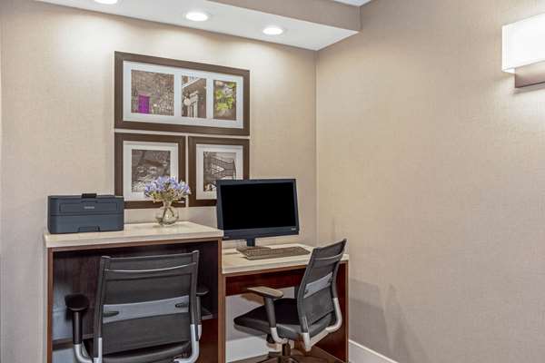 Conference Area - La Quinta Inn & Suites Panama City