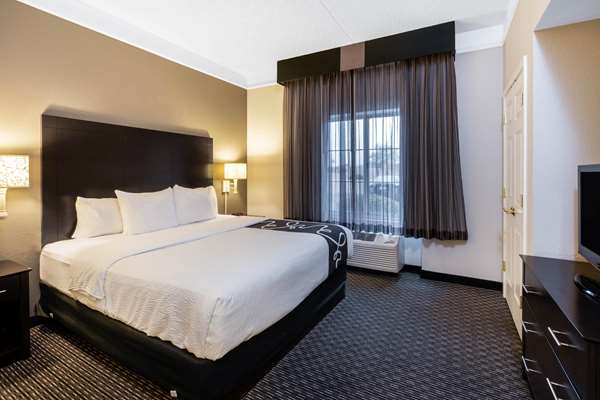 Suite - La Quinta Inn & Suites East Mesa