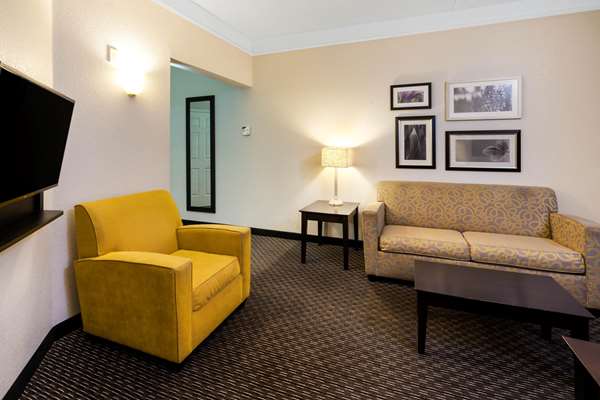 Suite - La Quinta Inn & Suites East Mesa