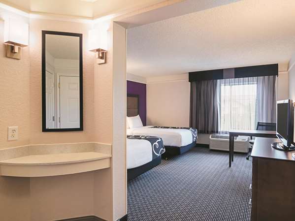  - La Quinta Inn Airport Denver