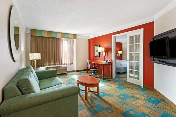 Suite - La Quinta Inn & Suites West Albuquerque - I-40, Exit 155