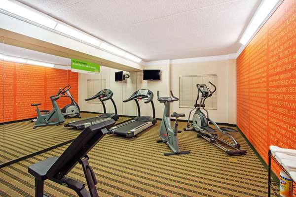 Fitness/ Exercise Room - La Quinta Inn & Suites West Albuquerque - I-40, Exit 155