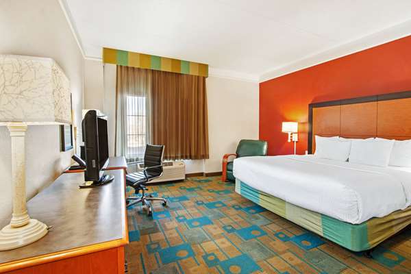  - La Quinta Inn & Suites West Albuquerque - I-40, Exit 155