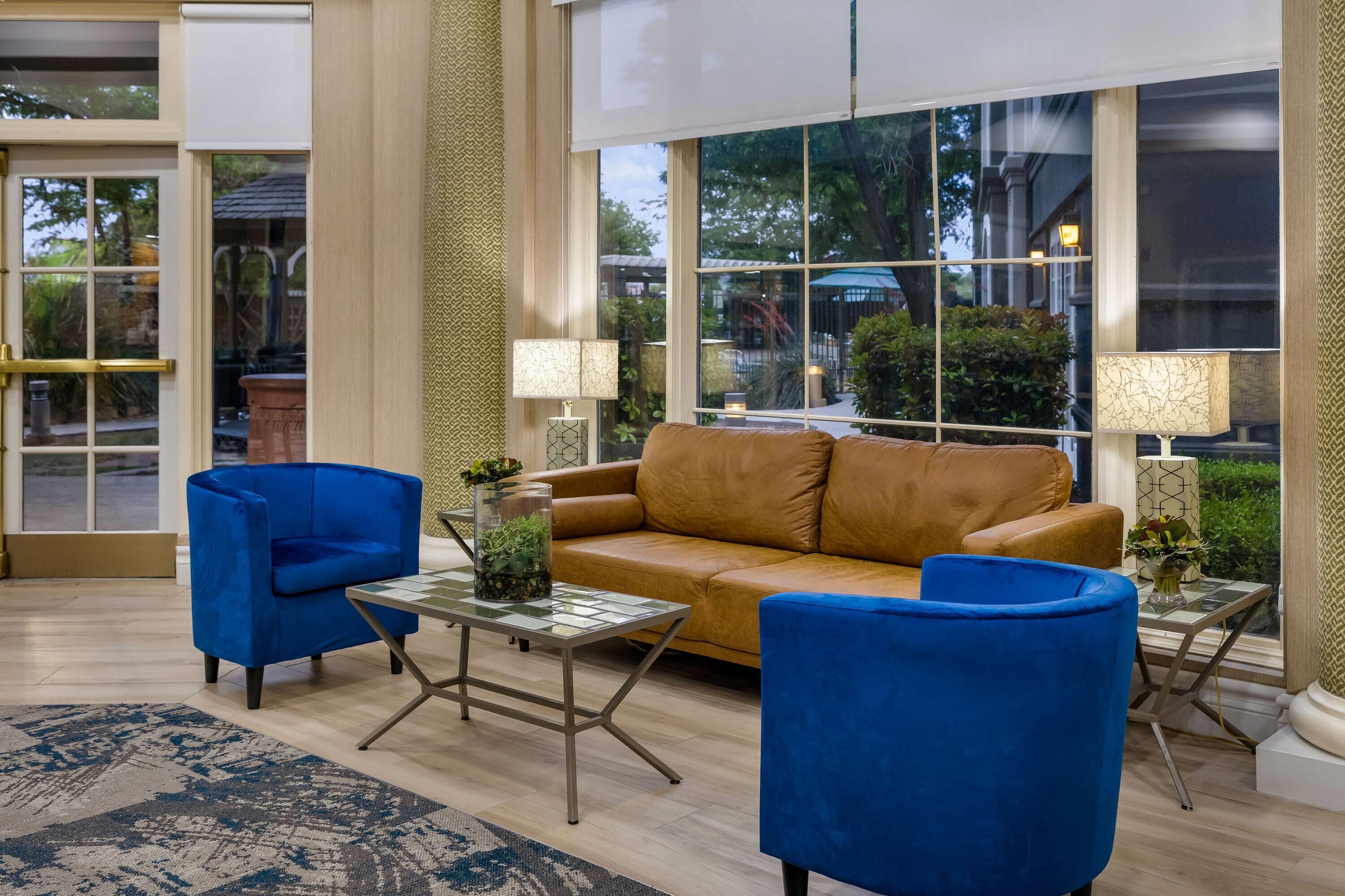 Lobby | La Quinta Inn & Suites by Wyndham Albuquerque West