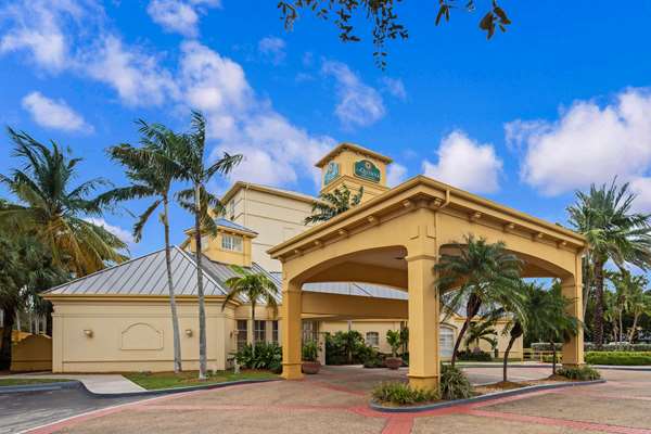 Exterior view - La Quinta Inn Airport Doral