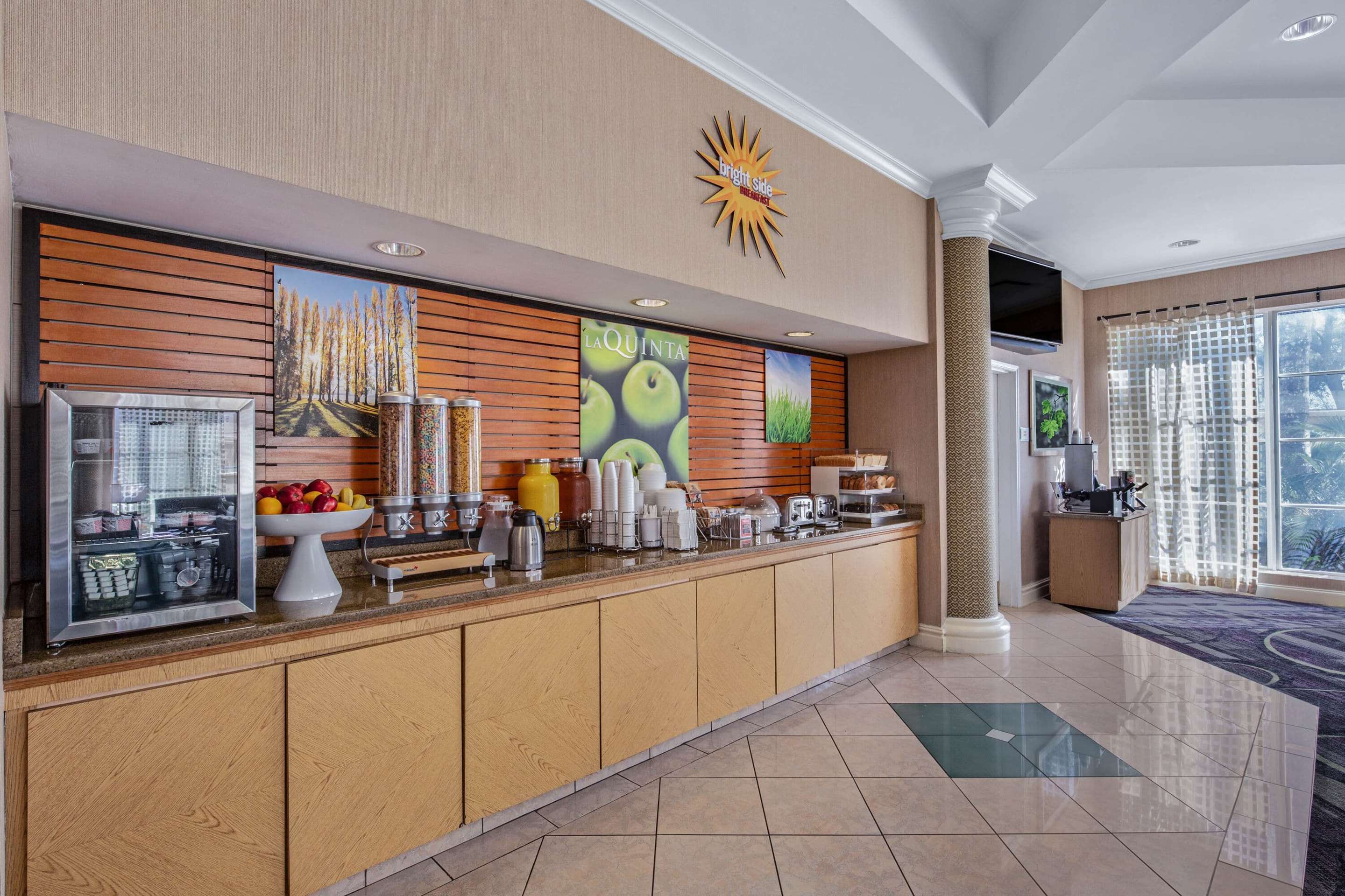 Property amenity | La Quinta by Wyndham Miami Airport West