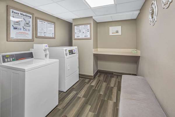 Amenities - La Quinta Inn Airport Doral