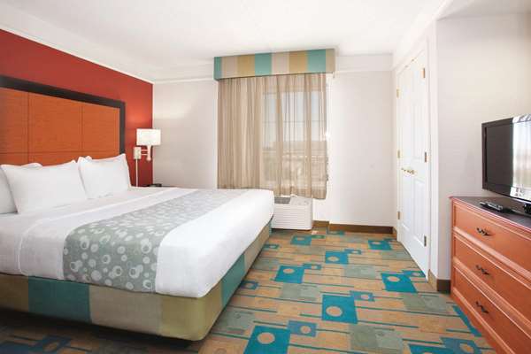 Suite - La Quinta Inn & Suites South Colorado Springs - I-25, Exit 138