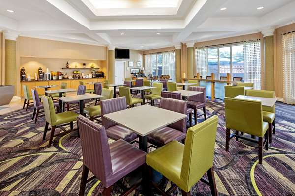  - La Quinta Inn & Suites Peters Road Plantation