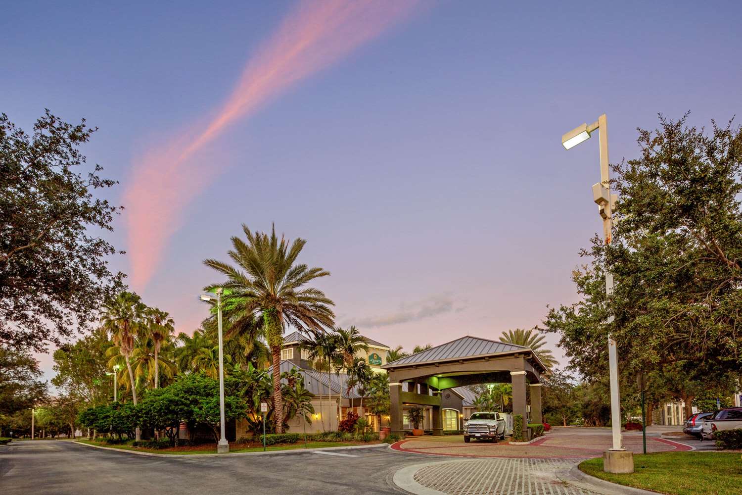 La Quinta Inn & Suites Peters Road Plantation, FL See Discounts