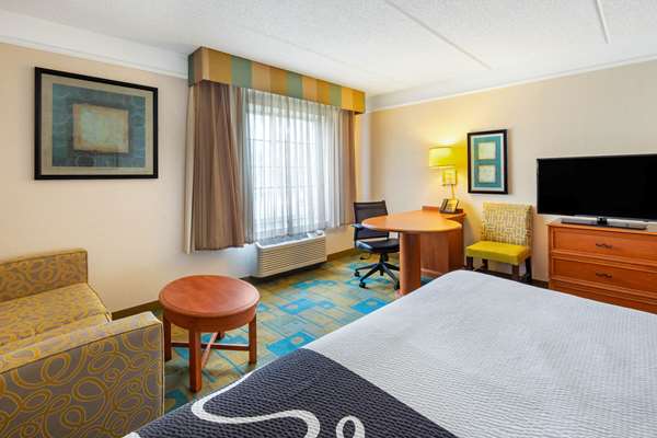  - La Quinta Inn & Suites Peters Road Plantation