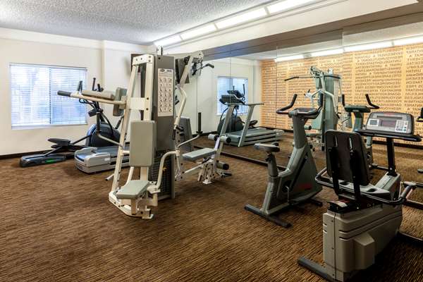 Fitness/ Exercise Room - La Quinta Inn & Suites Peoria