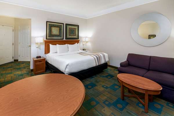 Suite - La Quinta Inn & Suites Peoria