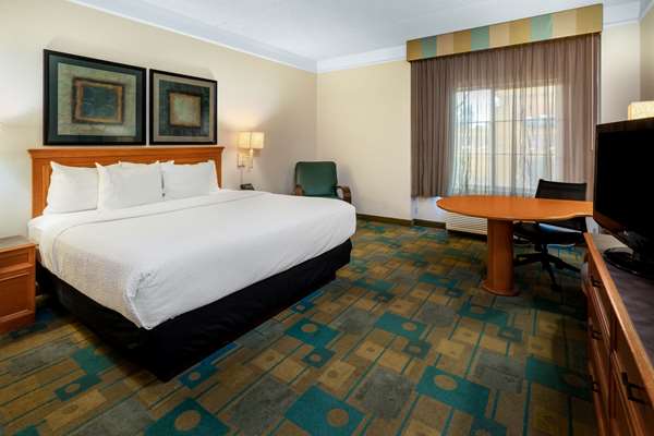  - La Quinta Inn & Suites Peoria