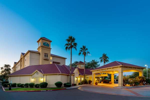 Exterior view - La Quinta Inn & Suites Peoria