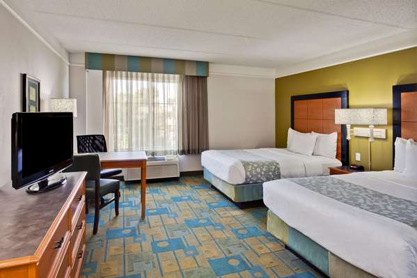  - La Quinta Inn & Suites Fort Lauderdale Airport Hollywood - I-95, Exit 21