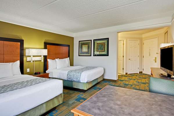  - La Quinta Inn & Suites Fort Lauderdale Airport Hollywood - I-95, Exit 21
