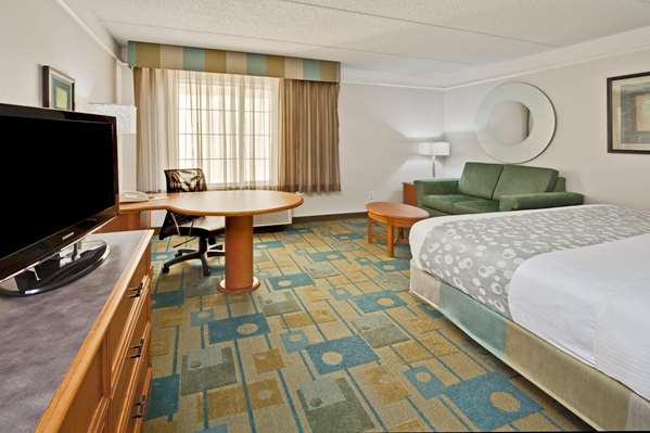  - La Quinta Inn & Suites Fort Lauderdale Airport Hollywood - I-95, Exit 21