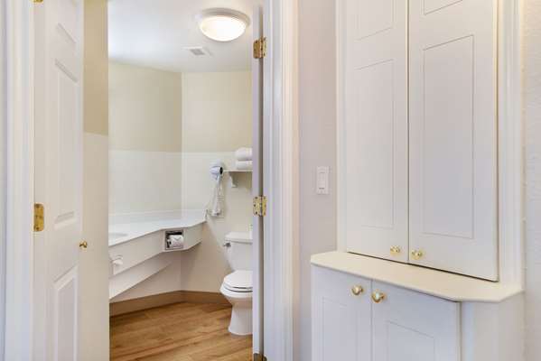  - La Quinta Inn & Suites Fort Lauderdale Airport Hollywood - I-95, Exit 21