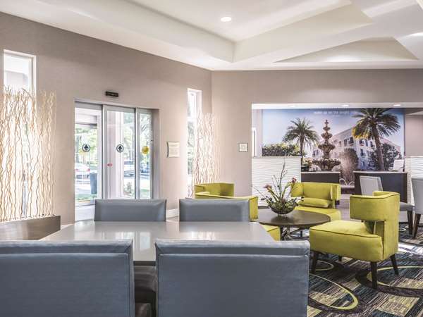  - La Quinta Inn & Suites Lake Mary - I-4, Exit 98