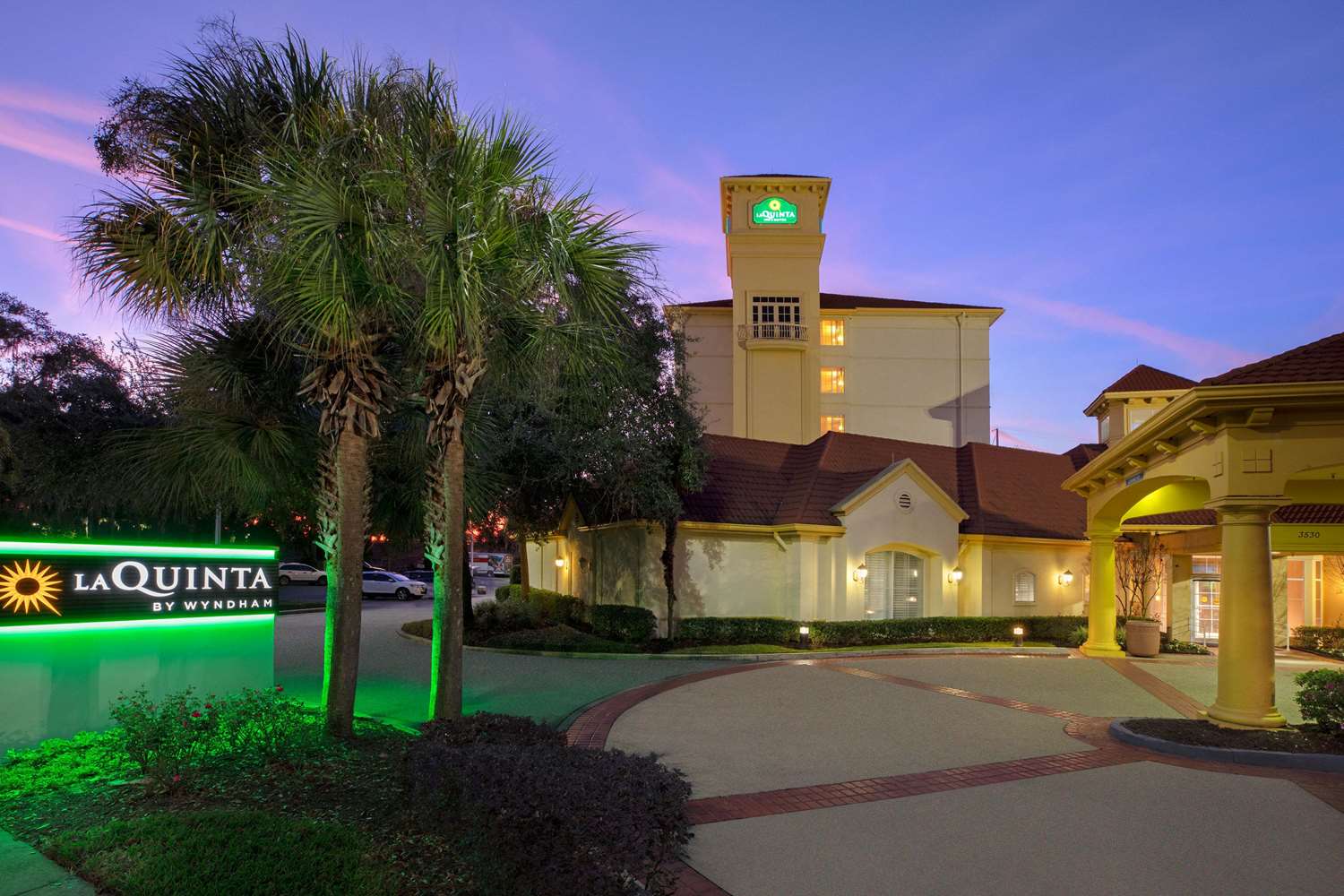 La Quinta Inn & Suites Ocala I75, Exit 350, FL See Discounts