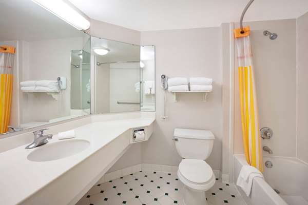  - La Quinta Inn & Suites Ocala - I-75, Exit 350