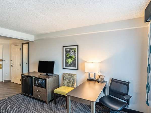  - La Quinta Inn & Suites Southeast Phoenix - I-10, Exit 160