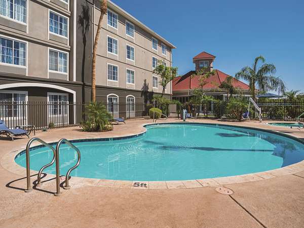 Pool - La Quinta Inn & Suites Southeast Phoenix - I-10, Exit 160